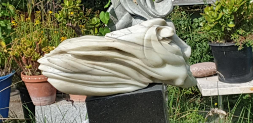 Skulpturen